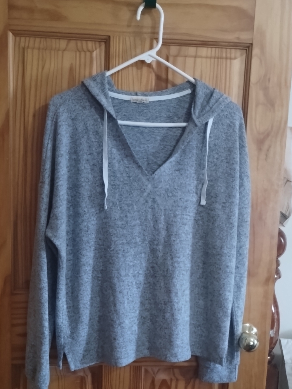 Lightweight Gray V-Neck Hoodie Sweater